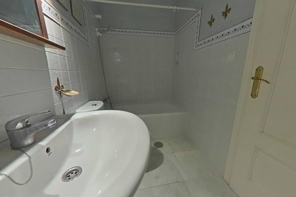 Sientete Como En Casa Sevilla Eksteriør bilde